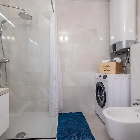 Apartment Second