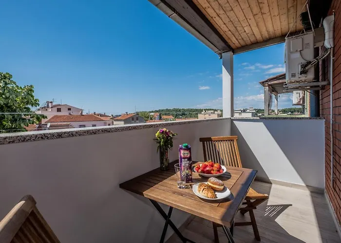 Διαμέρισμα Second Πούλα