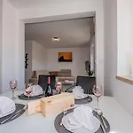 Apartament Second *